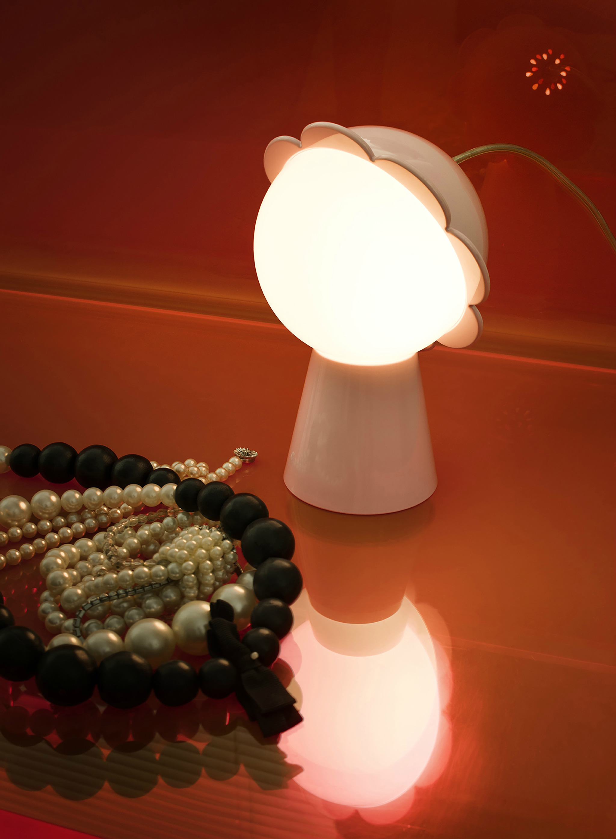 华体会体育官方在线官网 - 灯饰|台灯|办公家具|华体会体育官方在线官网家具|雏菊台灯