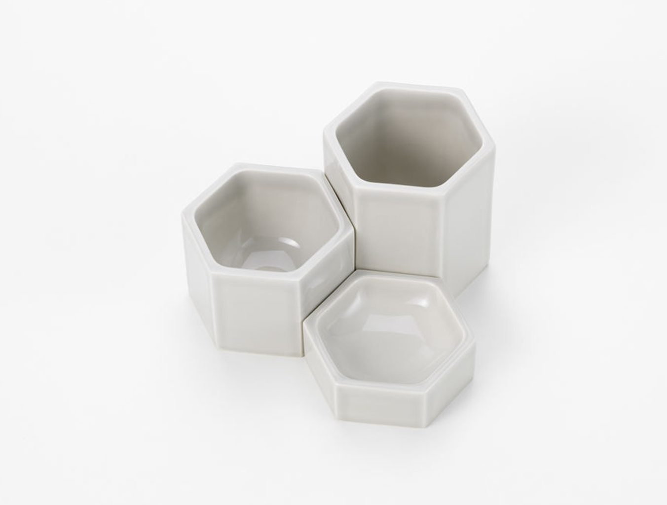 华体会体育官方在线官网 - 附件|花器|办公家具|华体会体育官方在线官网家具|六角形容器