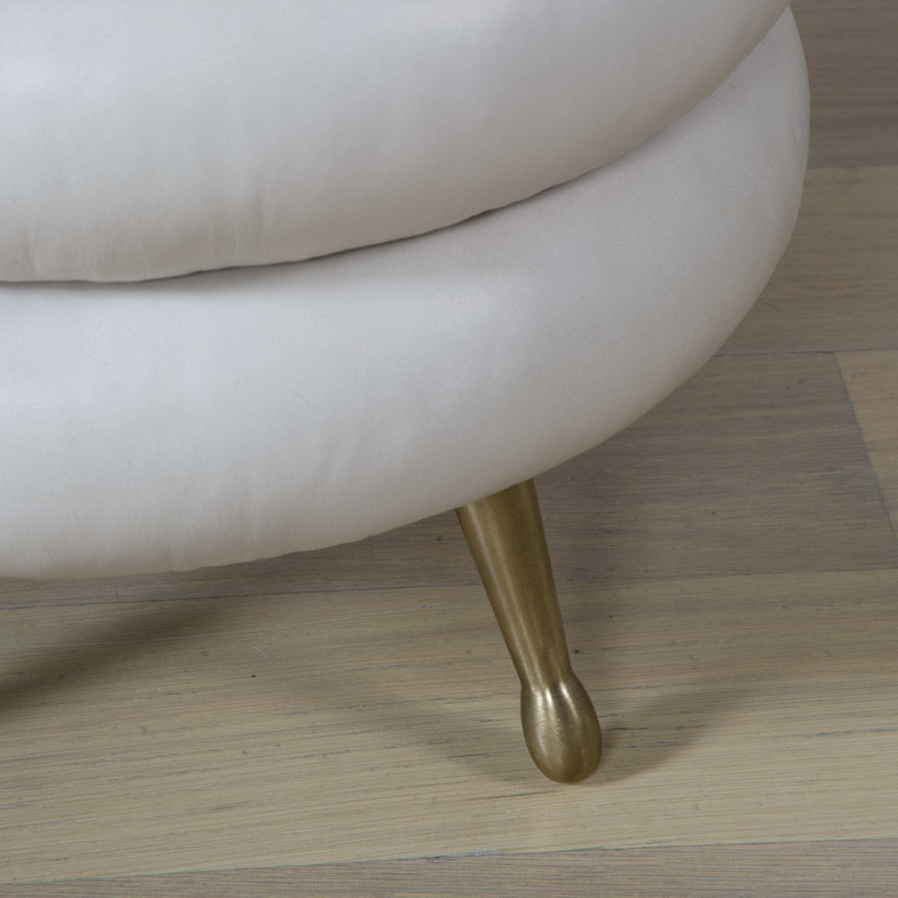 华体会体育官方在线官网 - 坐具|吧椅/凳子|办公家具|华体会体育官方在线官网家具|劳雷尔凳子