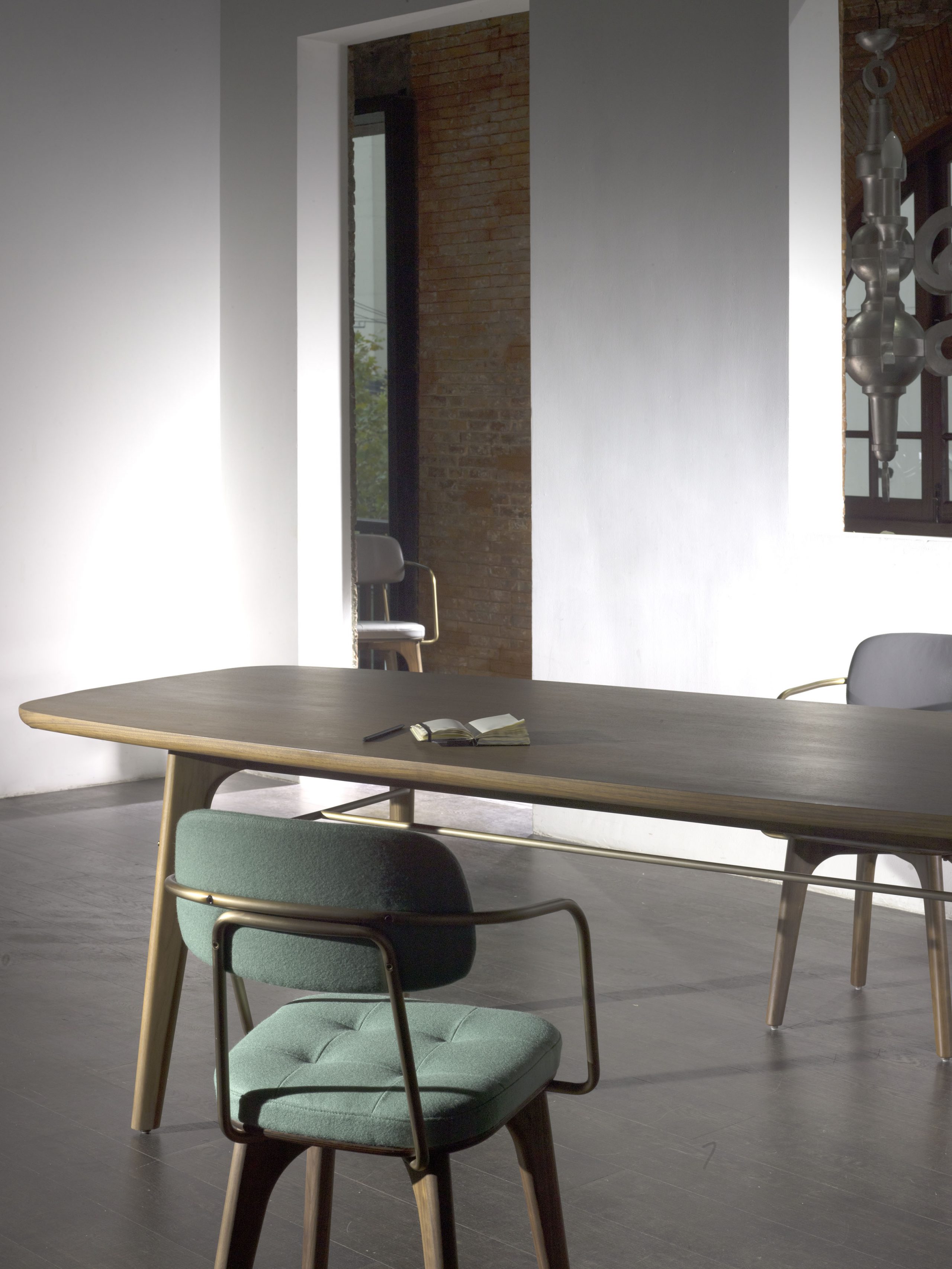 华体会体育官方在线官网 - 桌几|餐桌|办公家具|华体会体育官方在线官网家具|Utility 餐桌