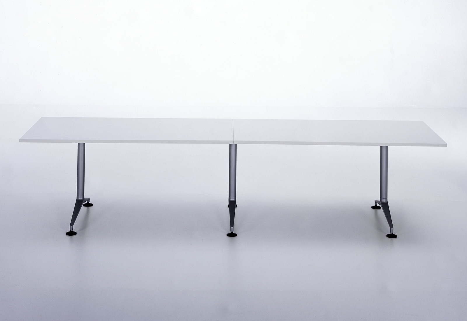 会议台|实木会议台|办公家具|华体会体育官方在线官网家具|MedaMorph 会议台