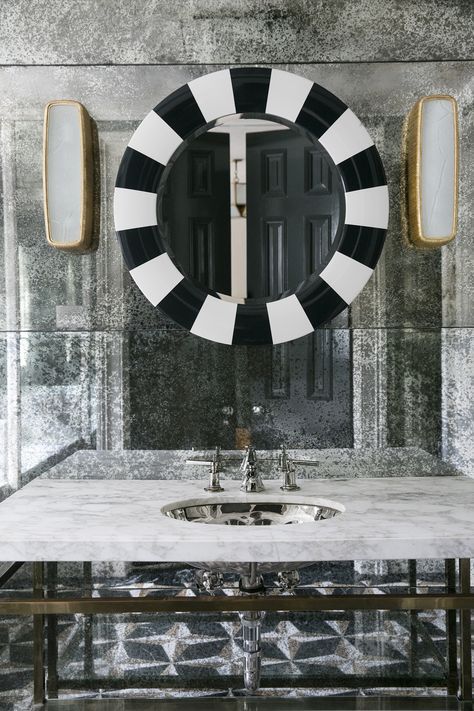 华体会体育官方在线官网 - 灯饰|壁灯|办公家具|华体会体育官方在线官网家具|乌托邦壁灯