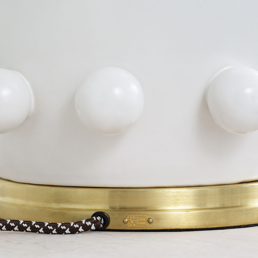 华体会体育官方在线官网 - 灯饰|台灯|办公家具|华体会体育官方在线官网家具|林登台灯