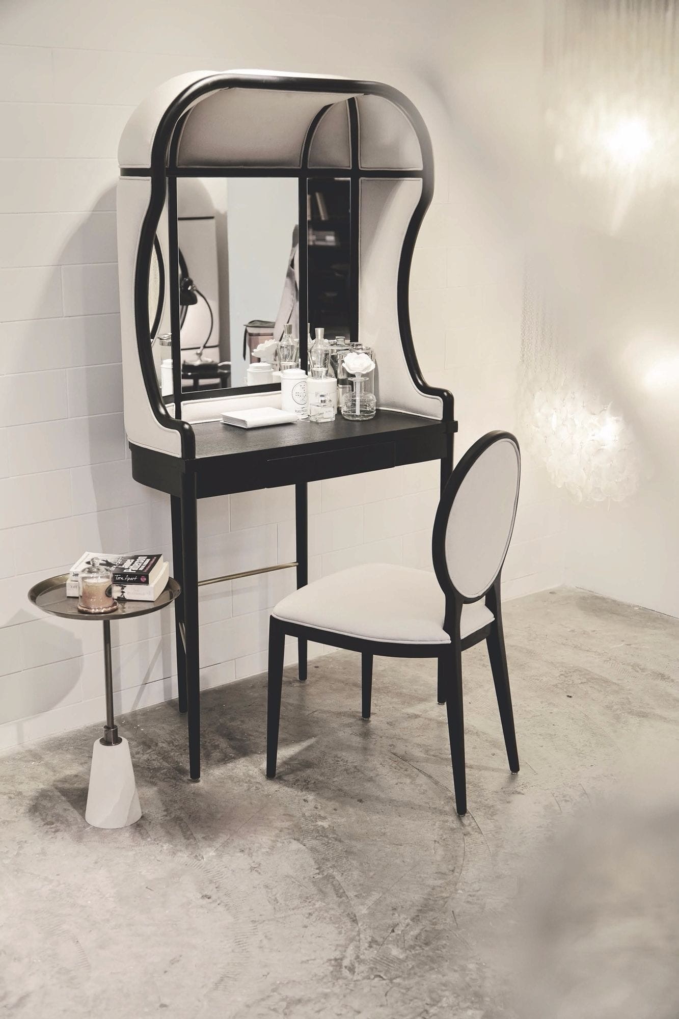 华体会体育官方在线官网 - 卧室|梳妆台/凳|办公家具|华体会体育官方在线官网家具|Laval 梳妆台