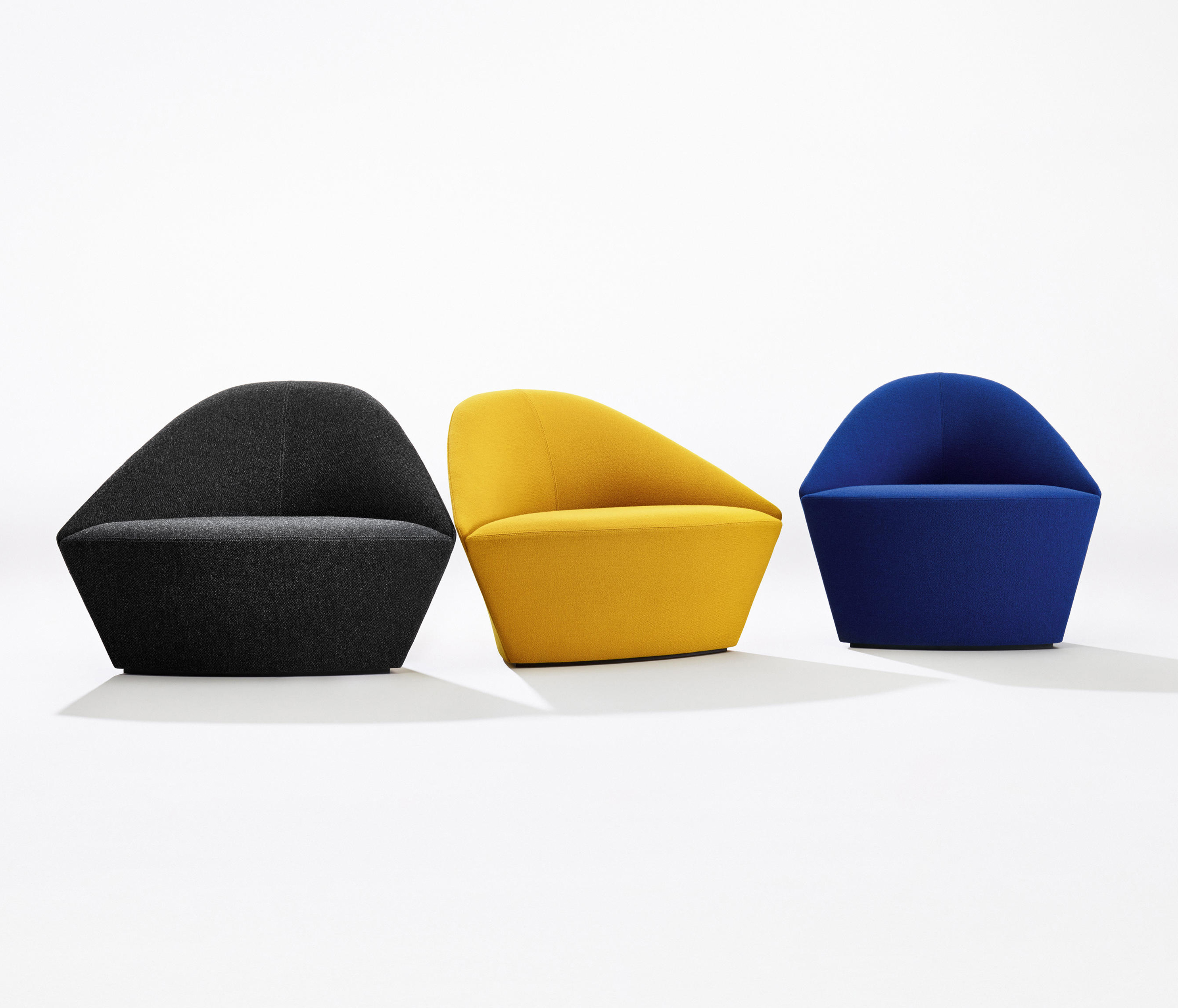 华体会体育官方在线官网 - 坐具|休闲椅|办公家具|华体会体育官方在线官网家具|科利纳办公休闲沙发