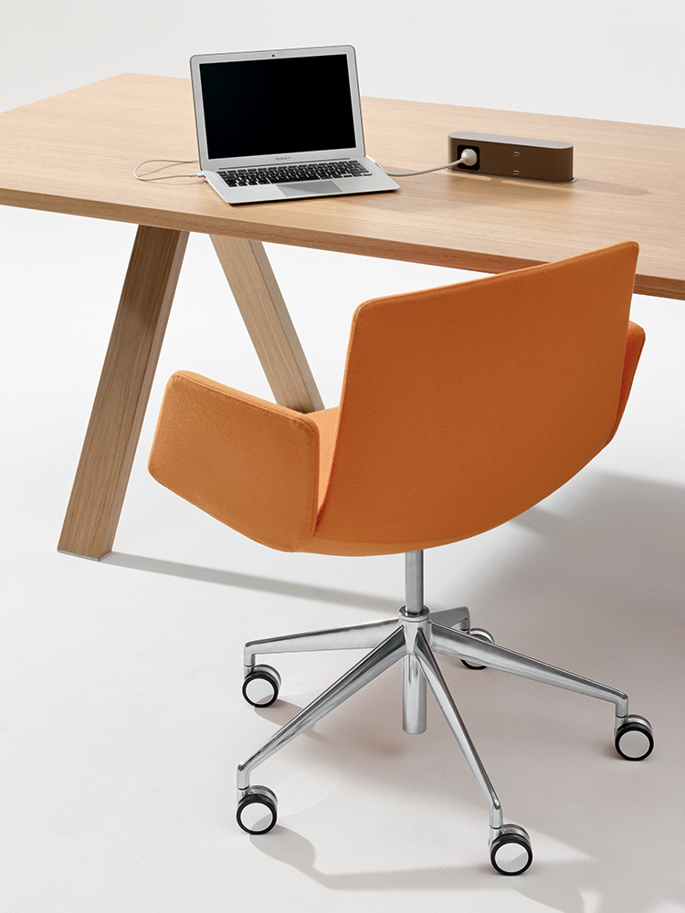 办公椅|现代真皮会议椅|办公家具|华体会体育官方在线官网家具|Catifa Sensit 会议椅