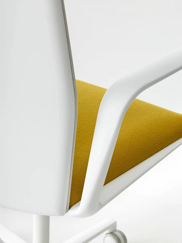 办公椅|现代真皮中班椅|办公家具|华体会体育官方在线官网家具|Kinesit 会议椅/中班椅