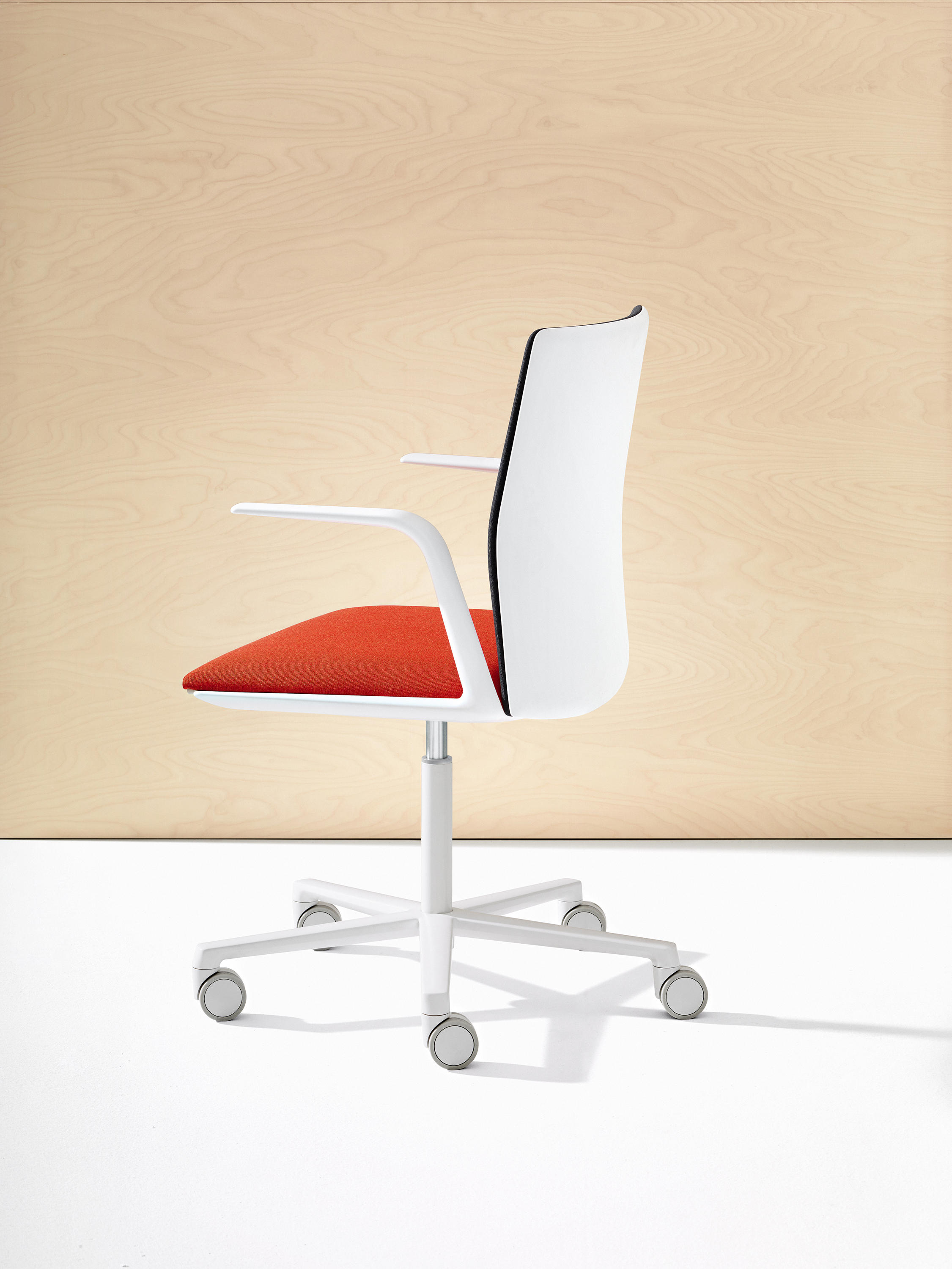 办公椅|现代真皮会议椅|办公家具|华体会体育官方在线官网家具|Kinesit 会议椅/洽谈椅