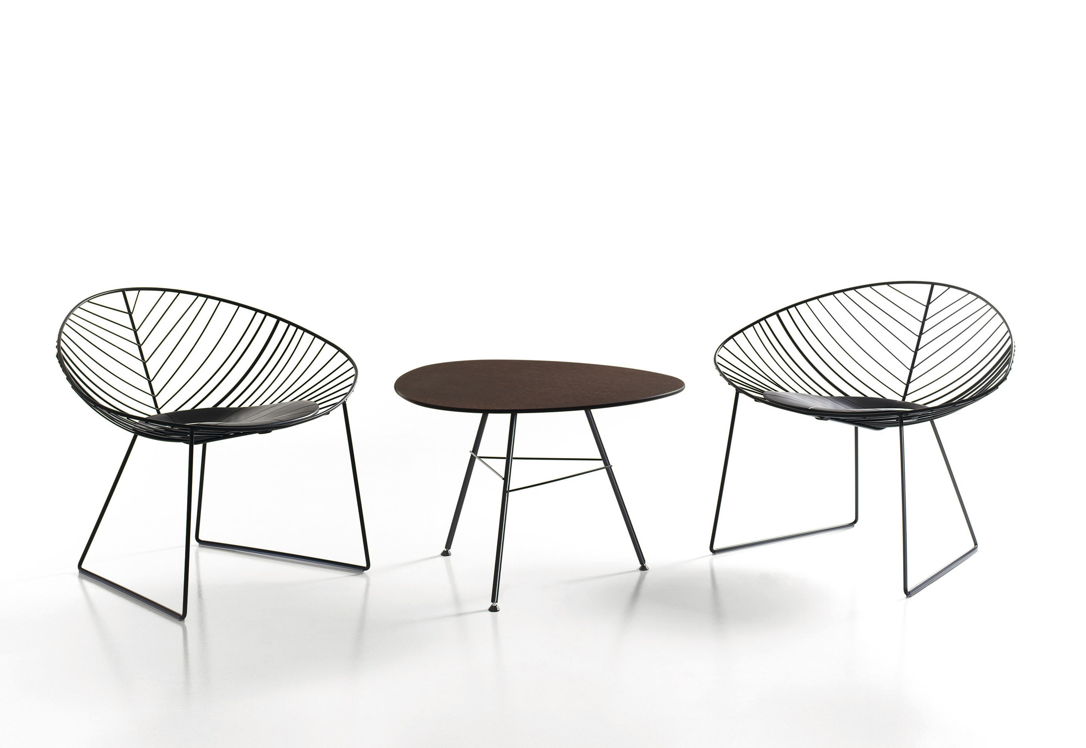 华体会体育官方在线官网 - 坐具|户外椅|办公家具|华体会体育官方在线官网家具|Leaf 金属户外休闲椅