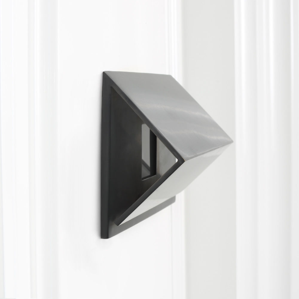 华体会体育官方在线官网 - 灯饰|壁灯|办公家具|华体会体育官方在线官网家具|Esker壁灯