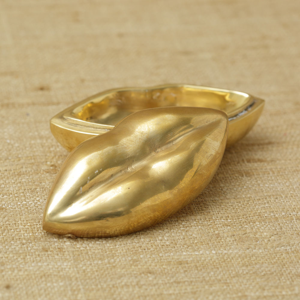 华体会体育官方在线官网 - 附件|饰品|办公家具|华体会体育官方在线官网家具|唇盒