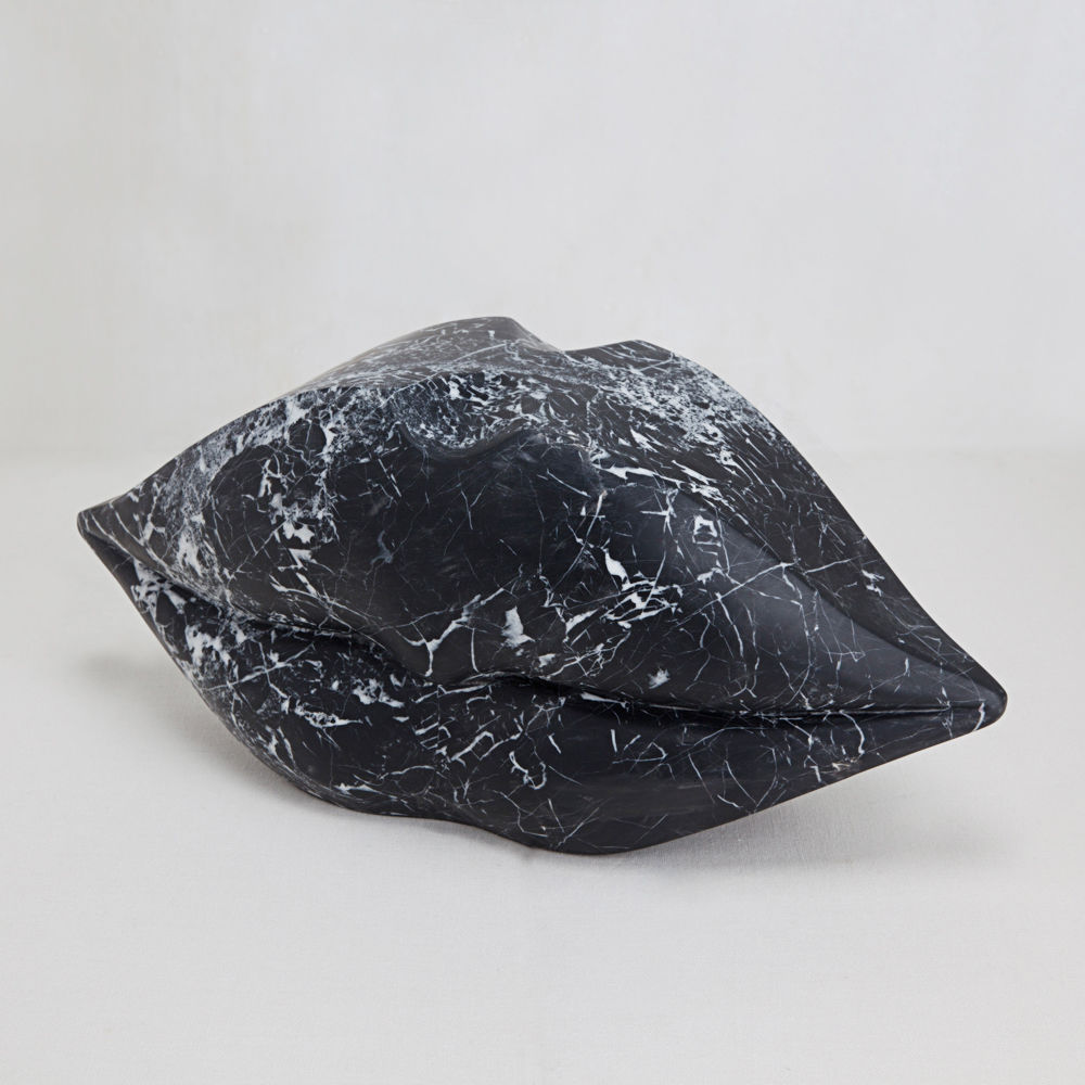 华体会体育官方在线官网 - 附件|饰品|办公家具|华体会体育官方在线官网家具|经典之吻