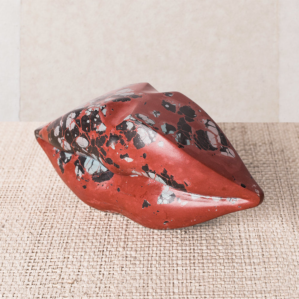 华体会体育官方在线官网 - 附件|饰品|办公家具|华体会体育官方在线官网家具|经典之吻