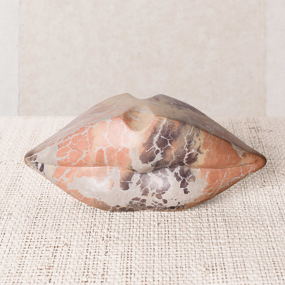 华体会体育官方在线官网 - 附件|饰品|办公家具|华体会体育官方在线官网家具|经典之吻