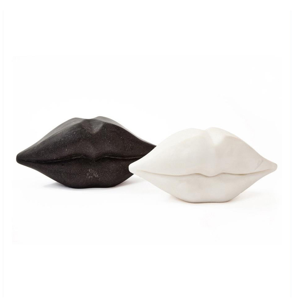 华体会体育官方在线官网 - 附件|饰品|办公家具|华体会体育官方在线官网家具|经典之吻