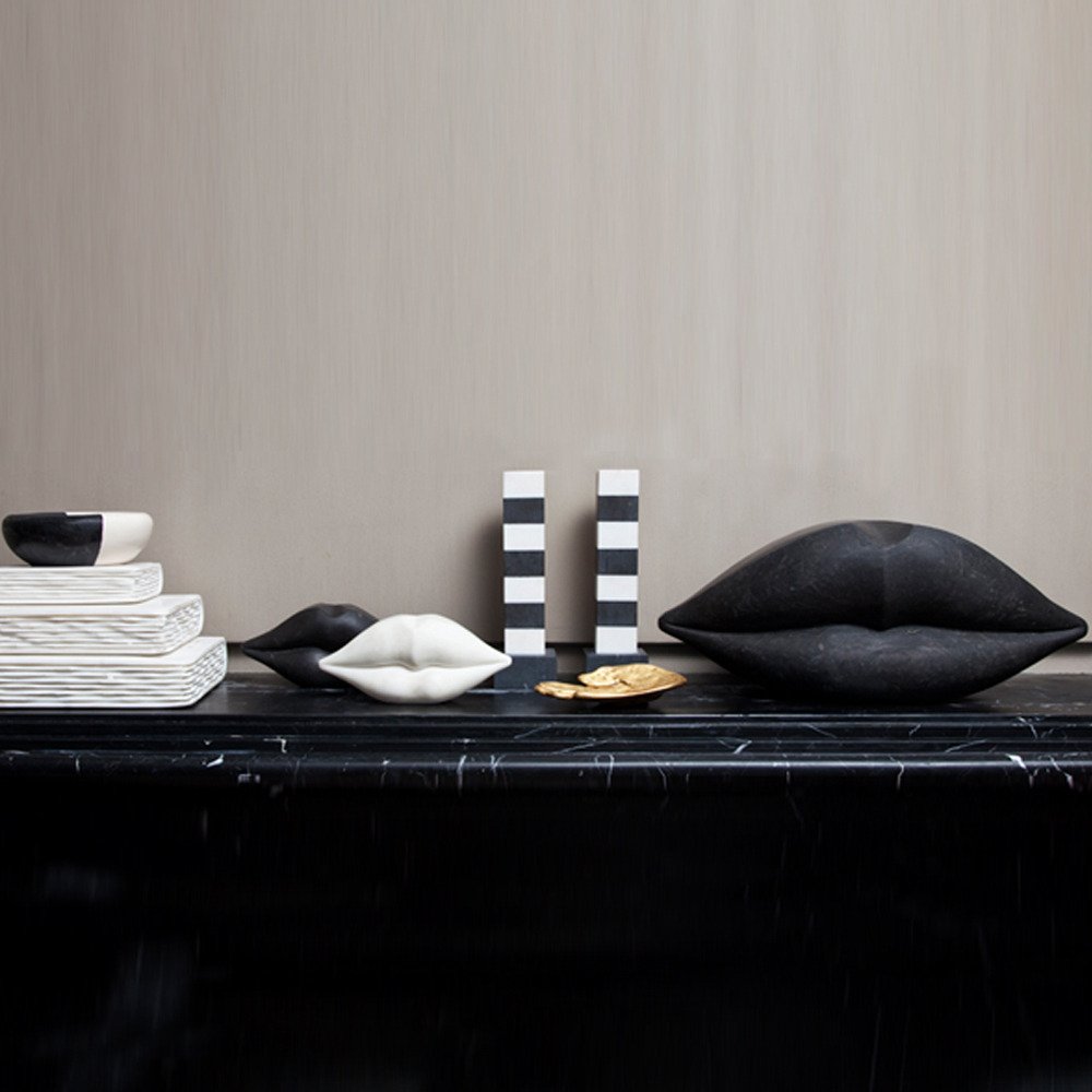 华体会体育官方在线官网 - 附件|饰品|办公家具|华体会体育官方在线官网家具|经典之吻