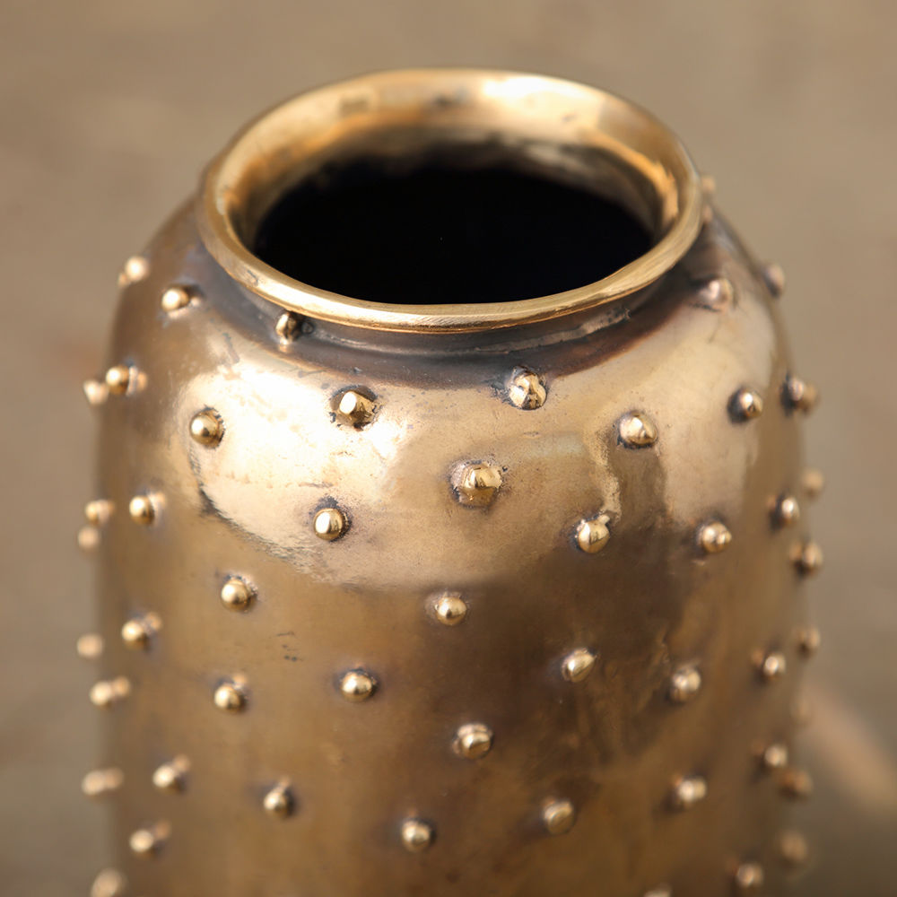 华体会体育官方在线官网 - 附件|花器|办公家具|华体会体育官方在线官网家具|Studded花瓶