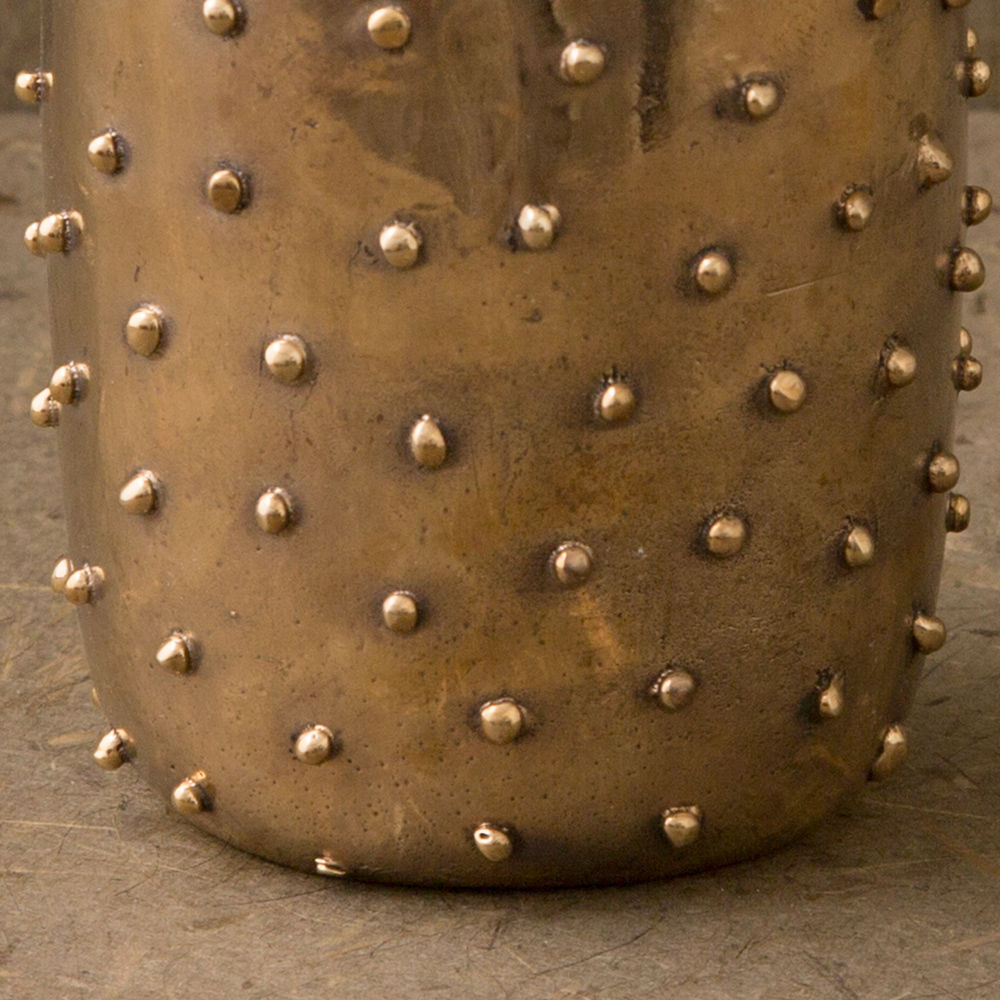 华体会体育官方在线官网 - 附件|花器|办公家具|华体会体育官方在线官网家具|Studded花瓶