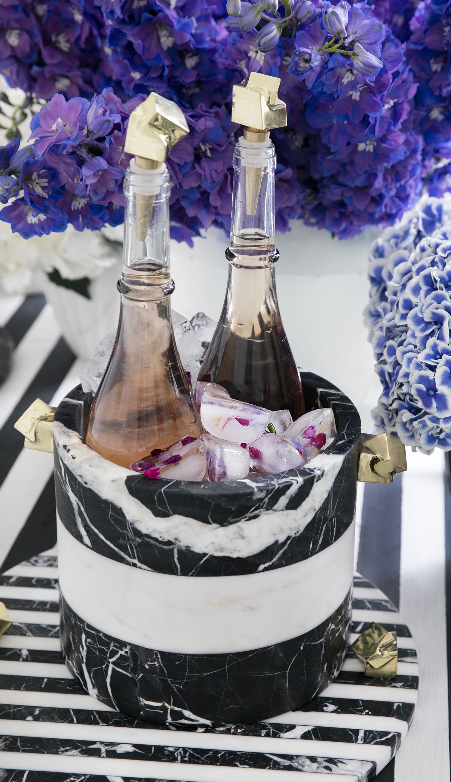 华体会体育官方在线官网 - 附件|饰品|办公家具|华体会体育官方在线官网家具|Acolyte酒塞