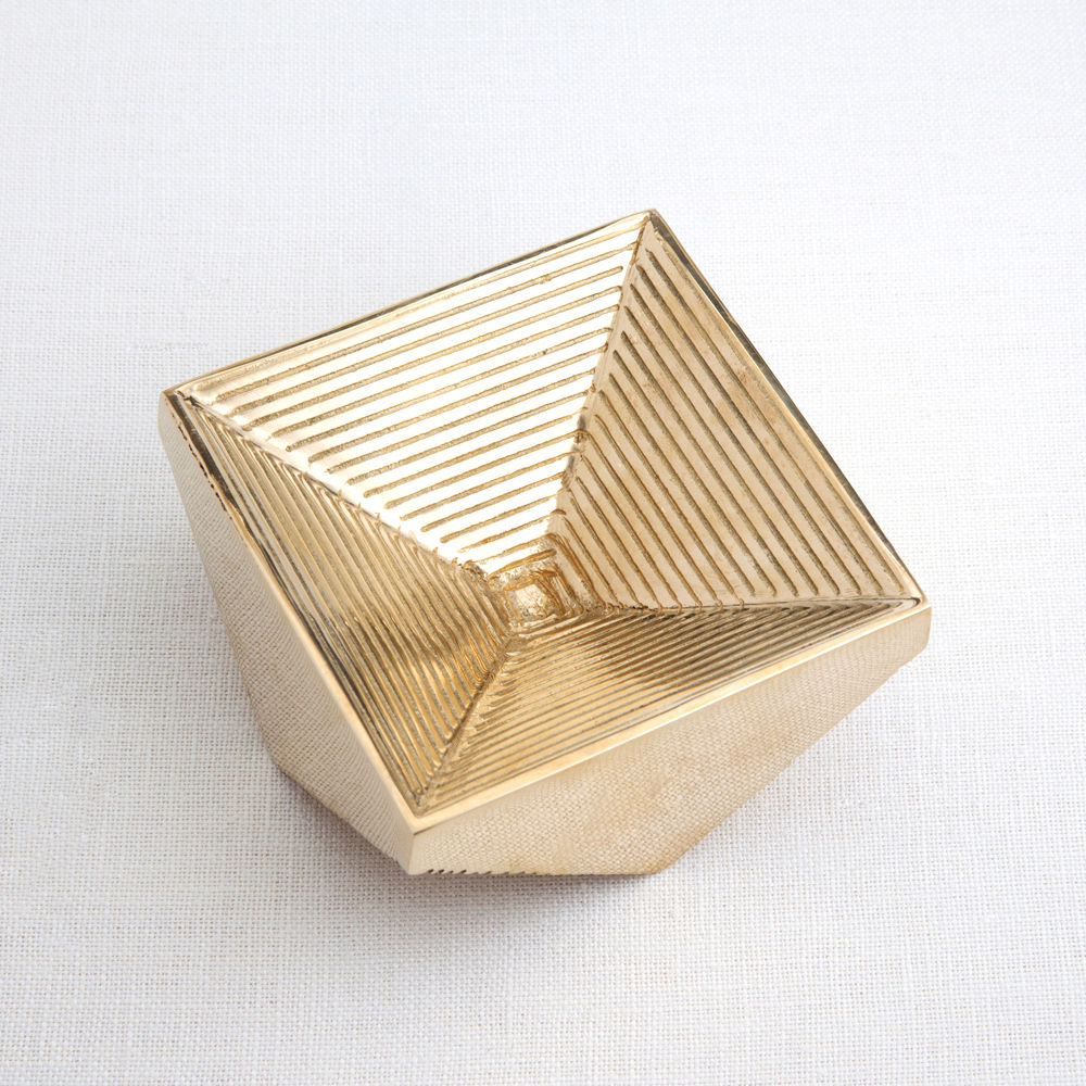 华体会体育官方在线官网 - 附件|饰品|办公家具|华体会体育官方在线官网家具|Diva碟