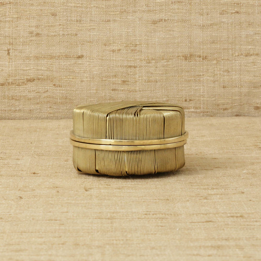 [华体会体育官方在线官网 - 附件|饰品|办公家具|华体会体育官方在线官网家具|细丝圆盒]