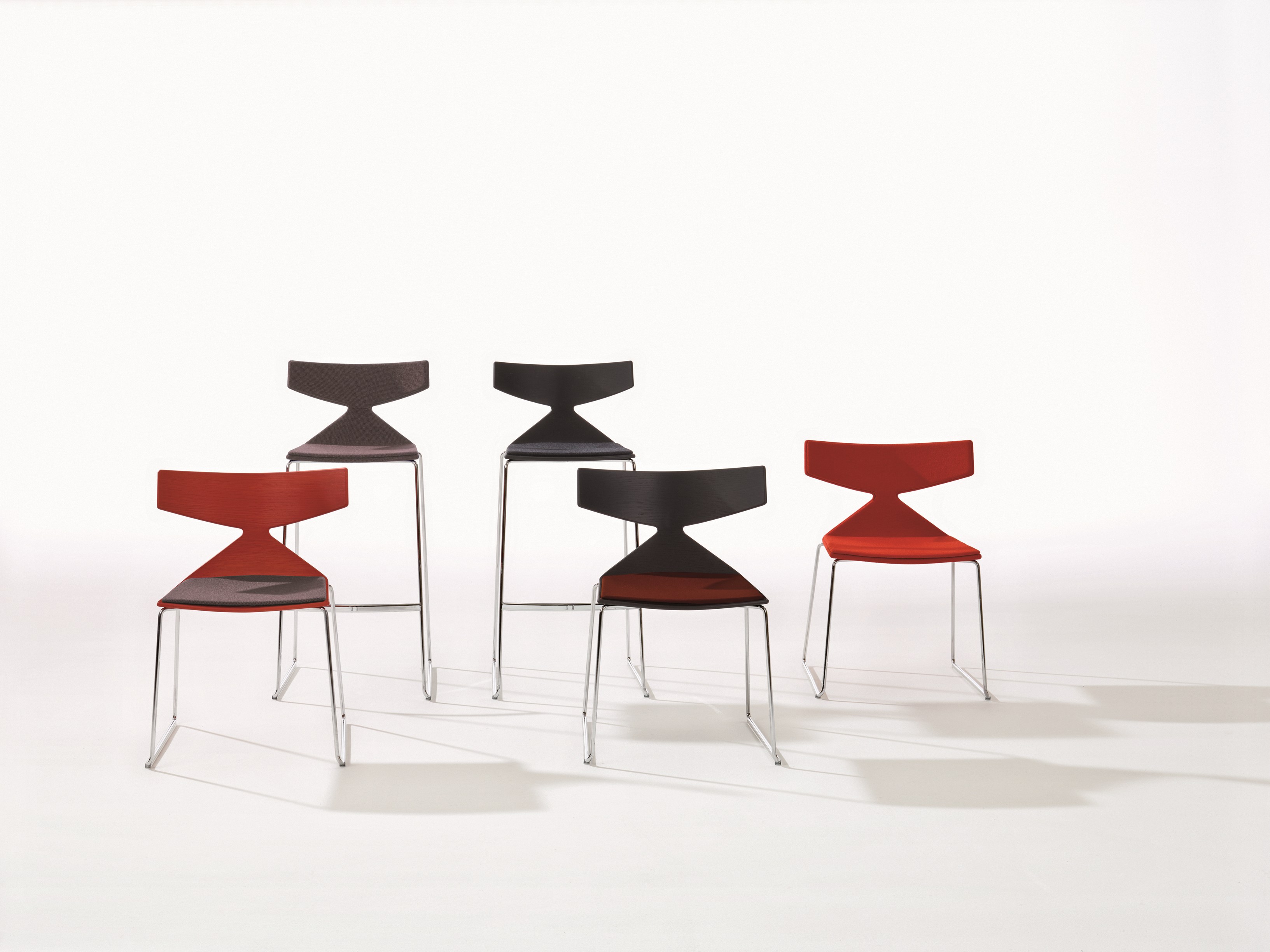 华体会体育官方在线官网 - 坐具|吧椅/凳子|办公家具|华体会体育官方在线官网家具|Saya 吧椅