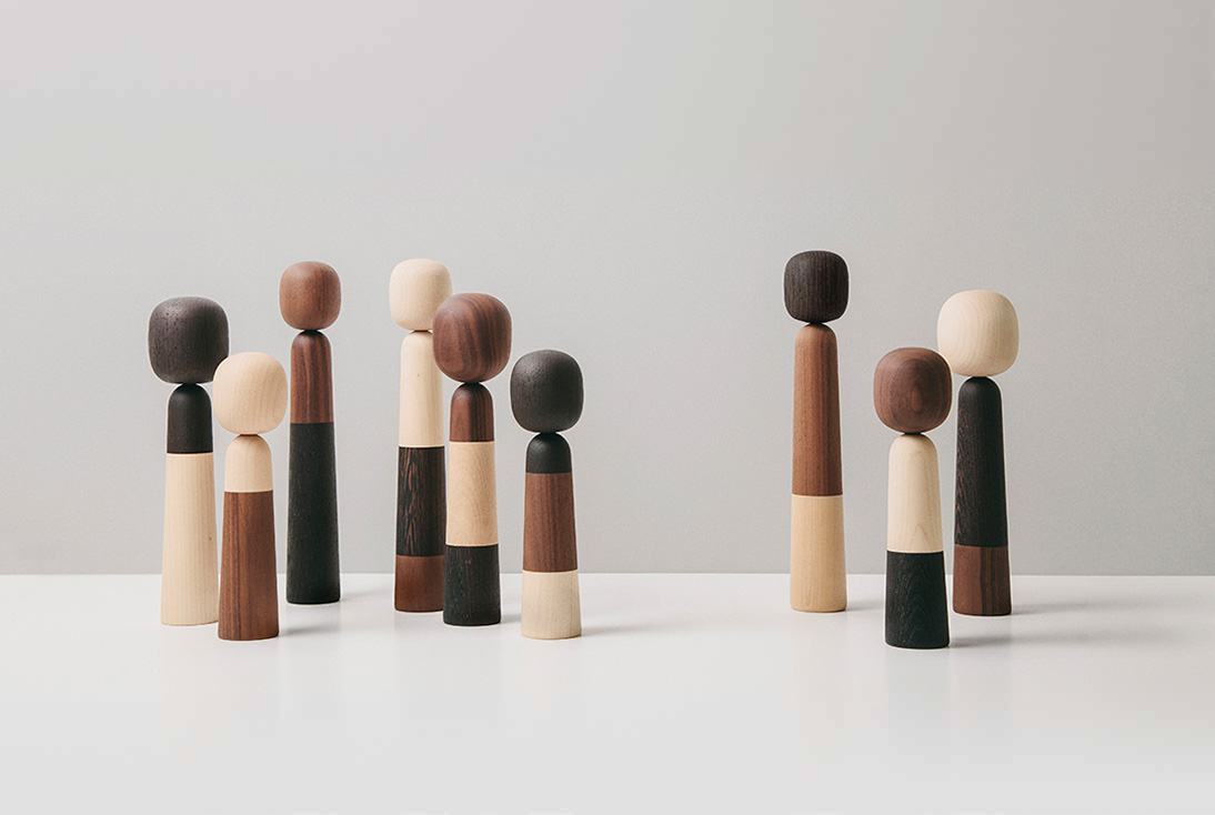 [华体会体育官方在线官网 - 附件|饰品|办公家具|华体会体育官方在线官网家具|Family 家庭木偶饰品]