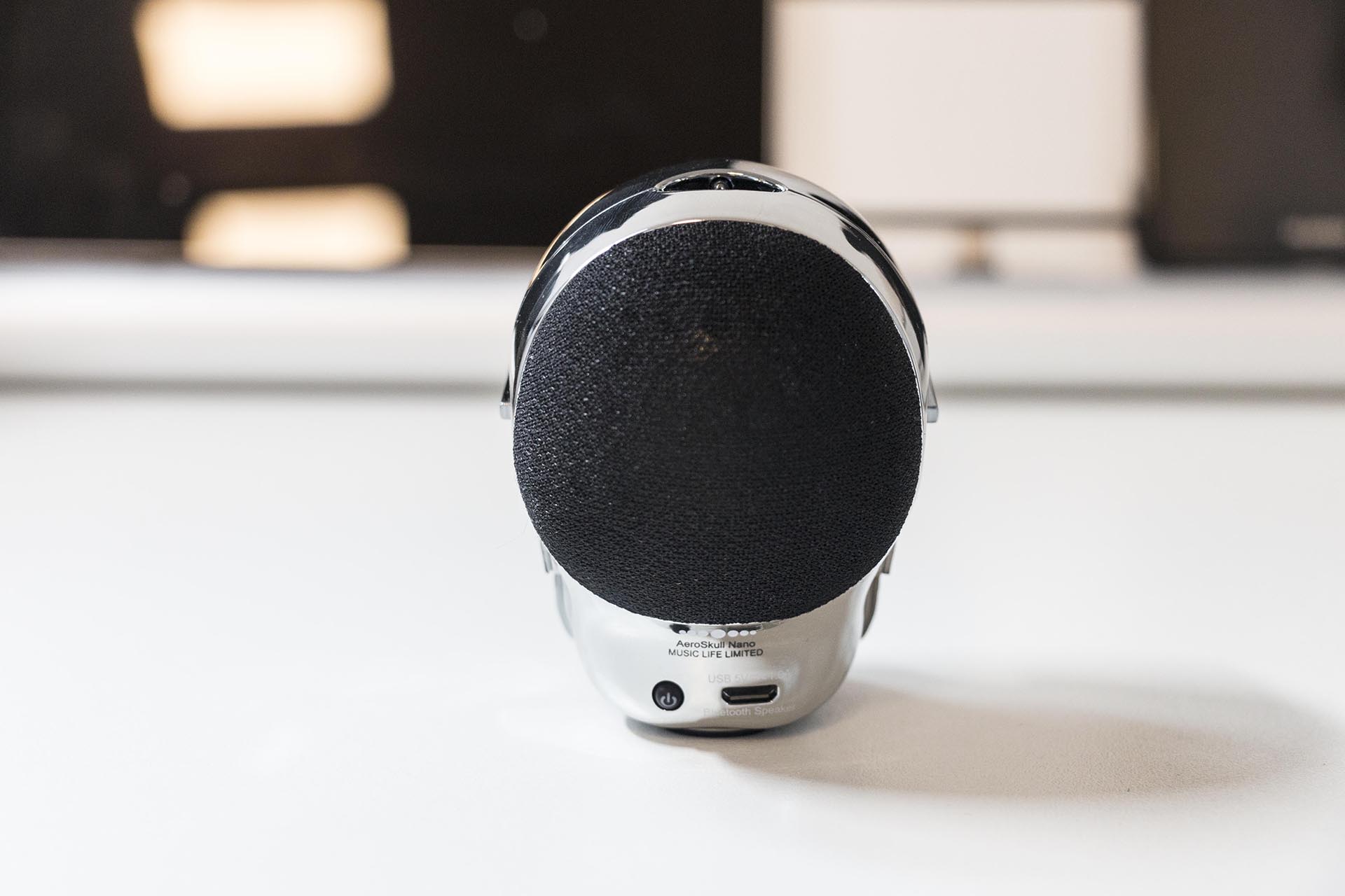 华体会体育官方在线官网 - 附件|饰品|办公家具|华体会体育官方在线官网家具|AeroSkull Nano音箱