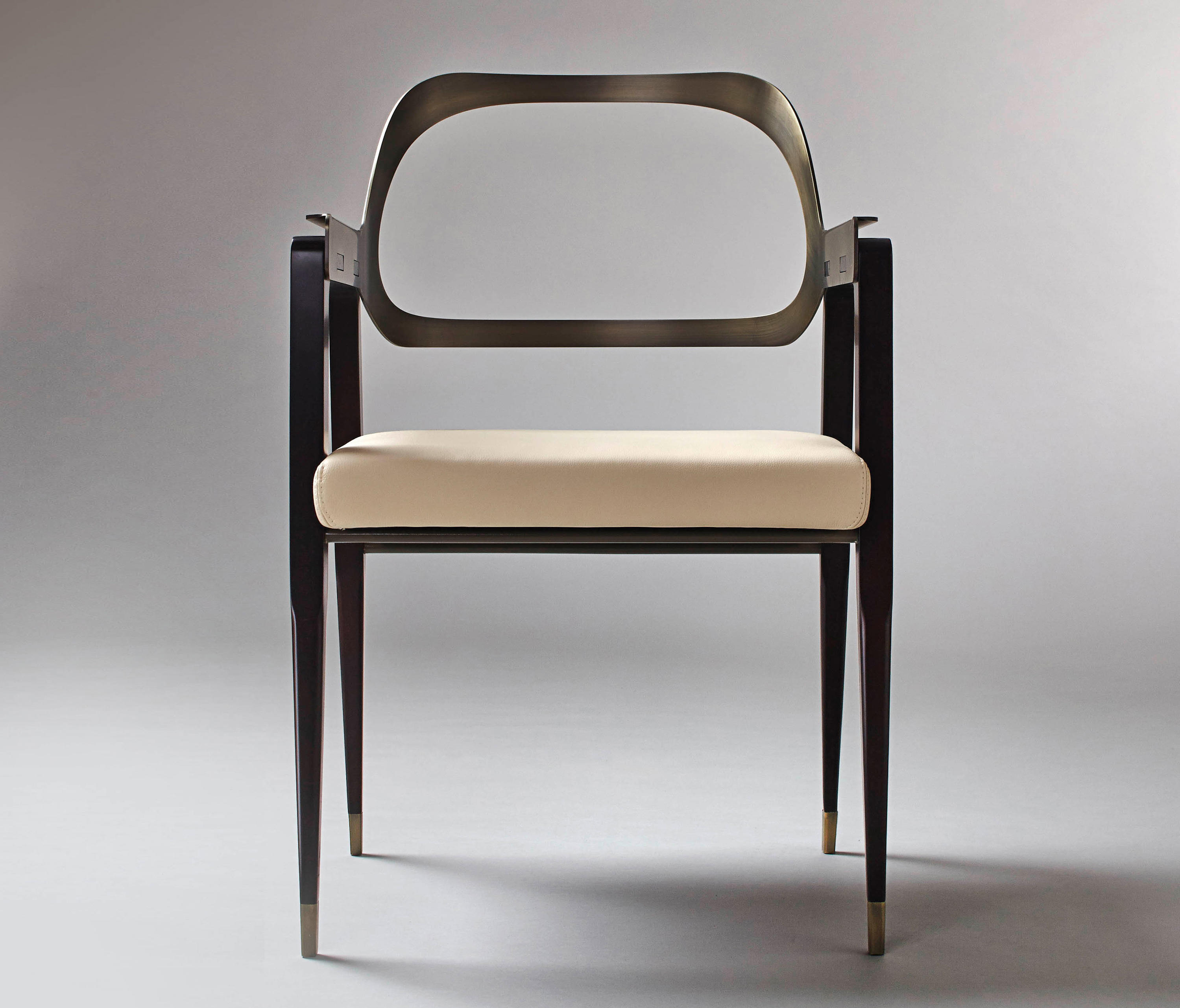 [华体会体育官方在线官网 - 坐具|餐椅|办公家具|华体会体育官方在线官网家具|卡尔顿餐椅]