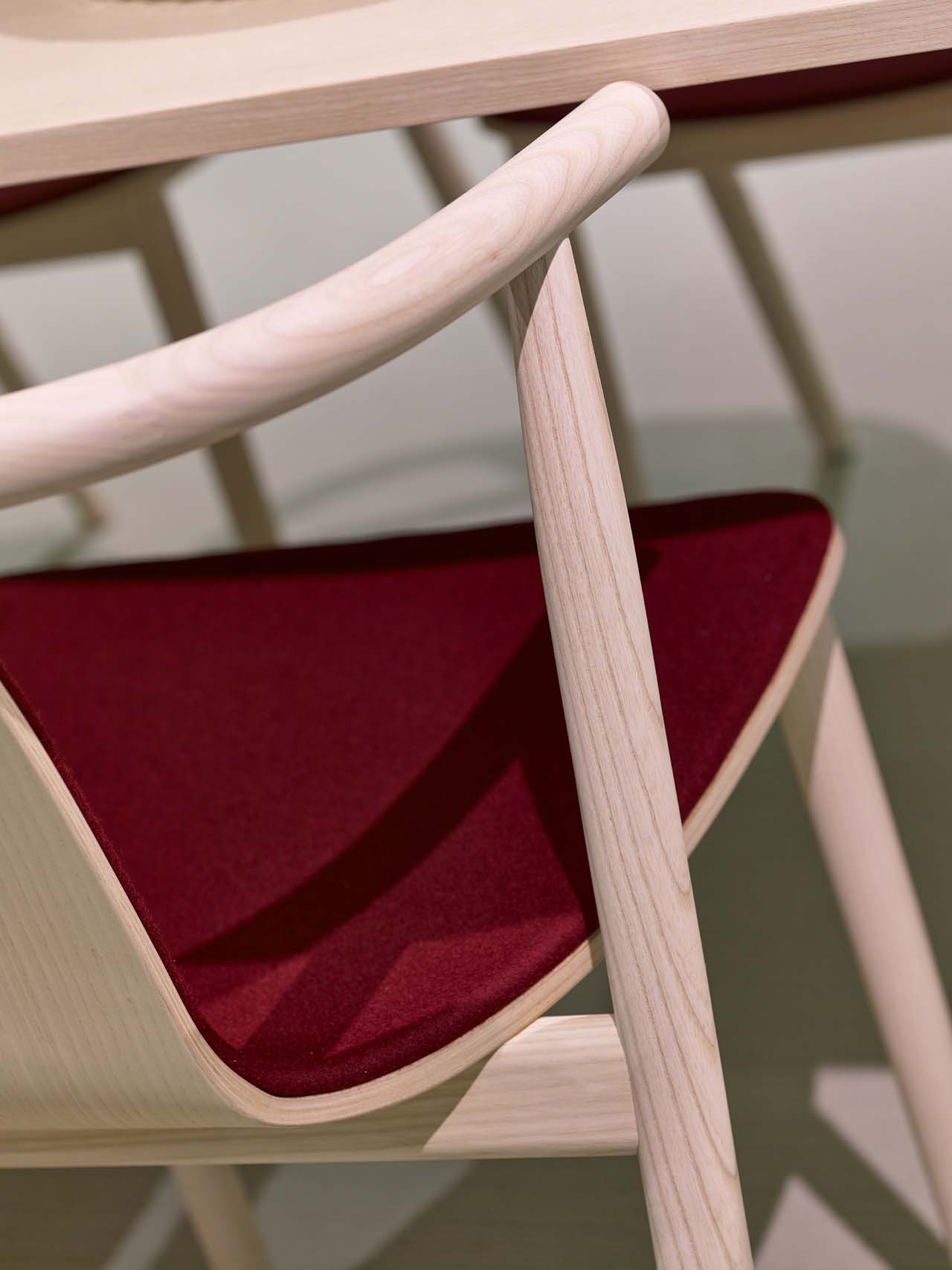 华体会体育官方在线官网 - 坐具|餐椅|办公家具|华体会体育官方在线官网家具|Bac