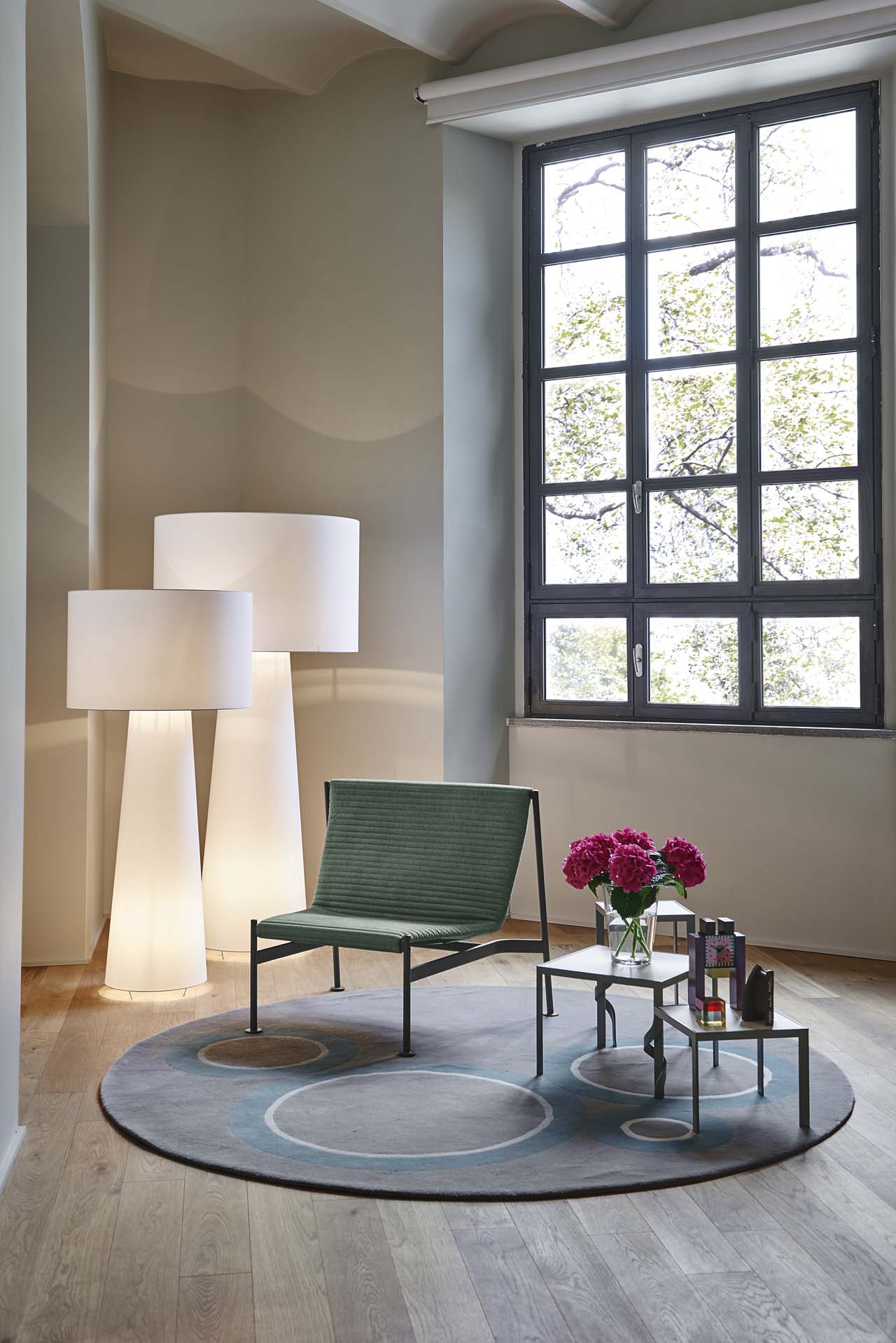 华体会体育官方在线官网 - 灯饰|落地灯|办公家具|华体会体育官方在线官网家具|大阴影落地灯