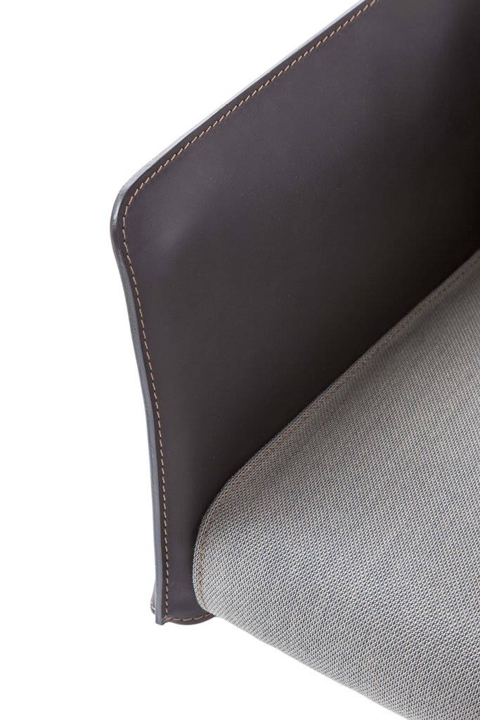 华体会体育官方在线官网 - 坐具|办公椅|办公家具|华体会体育官方在线官网家具|O-Cap扶手椅