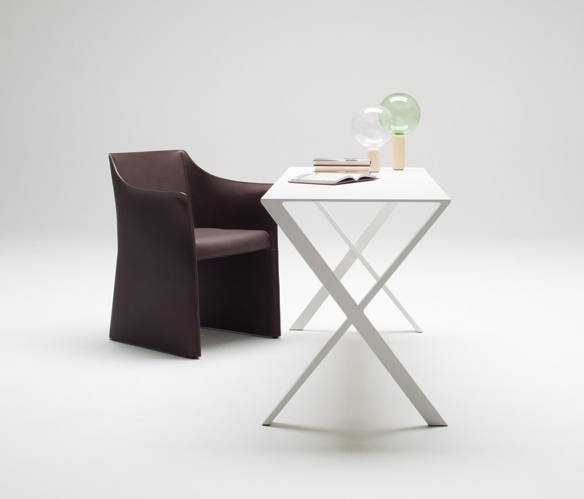 华体会体育官方在线官网 - 坐具|餐椅|办公家具|华体会体育官方在线官网家具|Cap餐椅