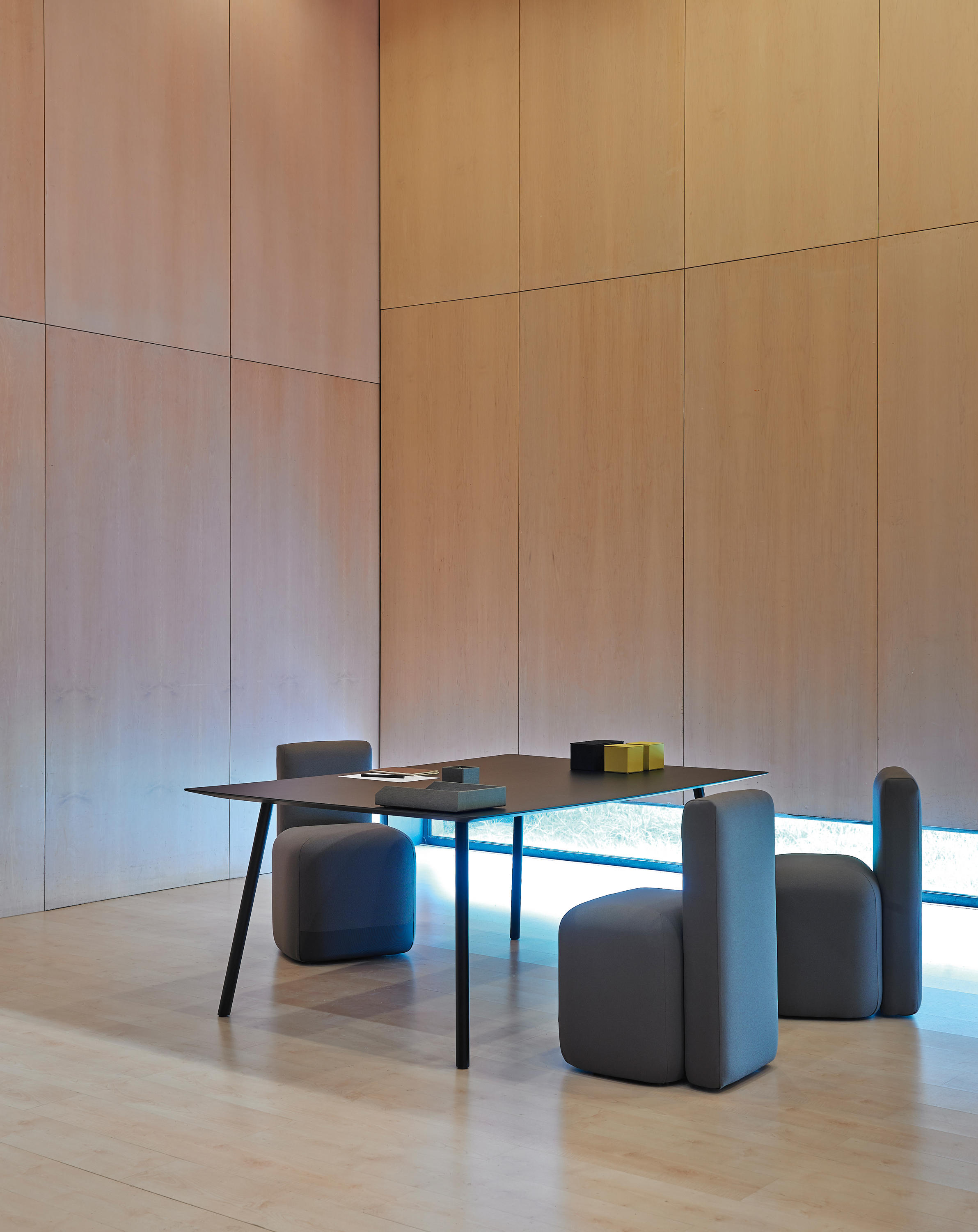 华体会体育官方在线官网 - 桌几|餐桌|办公家具|华体会体育官方在线官网家具|Maarten 桌子