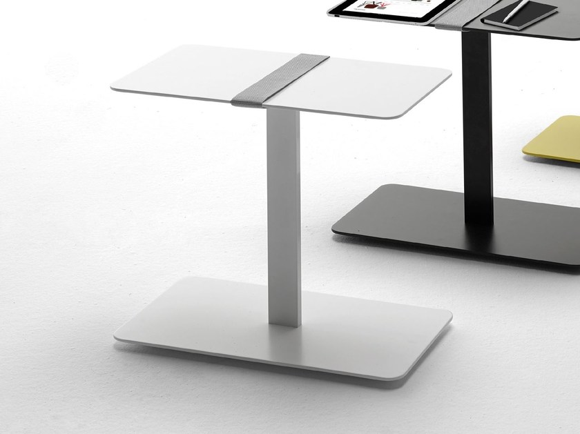 华体会体育官方在线官网 - 桌几|茶几/边几|办公家具|华体会体育官方在线官网家具|SERRA 茶几/角几