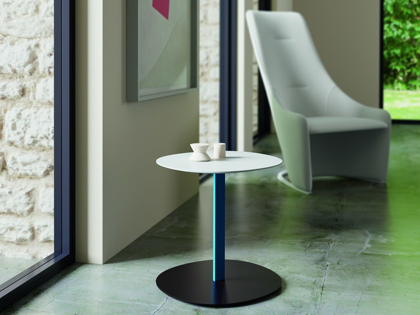 华体会体育官方在线官网 - 桌几|茶几/边几|办公家具|华体会体育官方在线官网家具|SERRA 茶几/角几