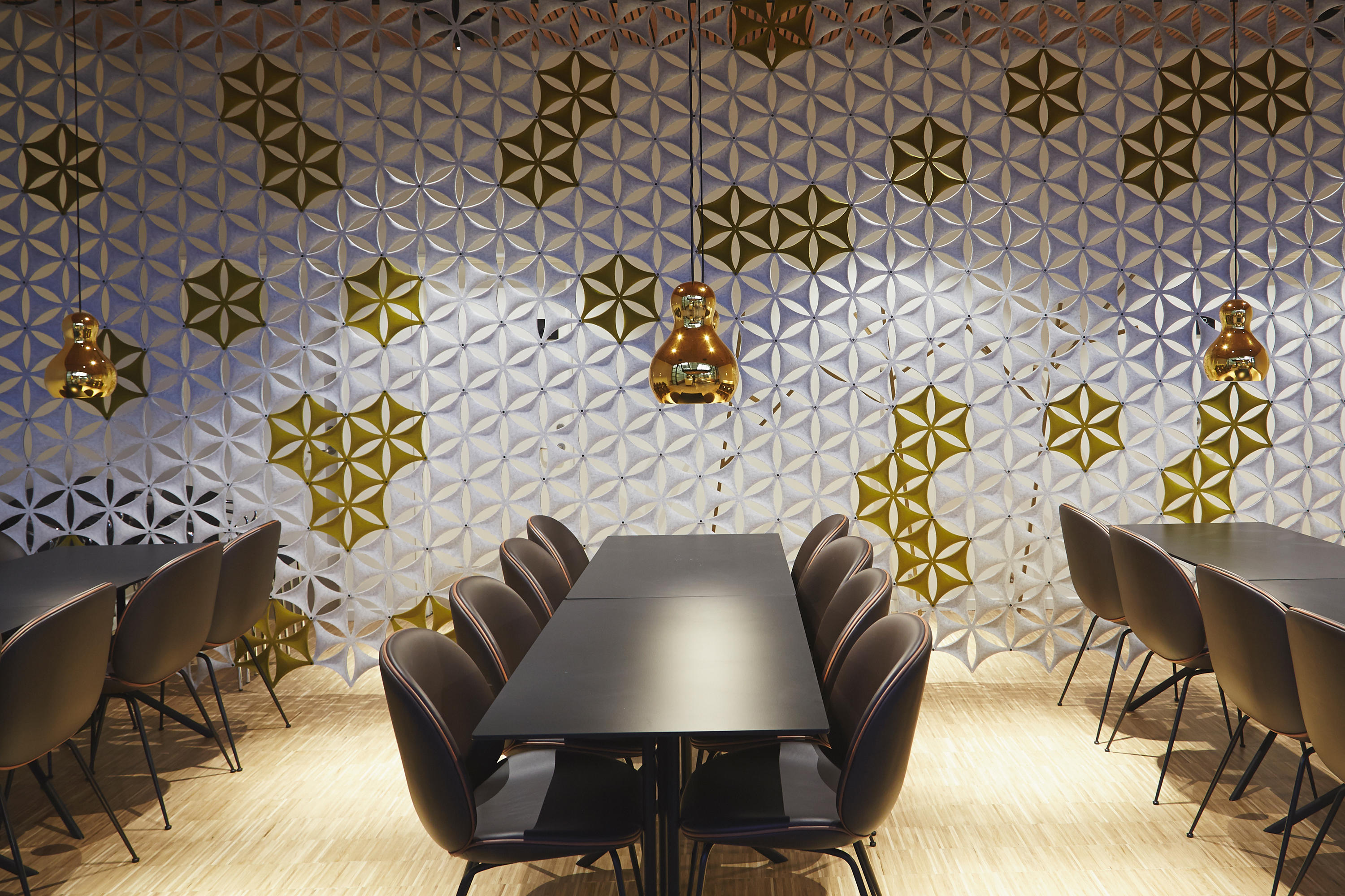 华体会体育官方在线官网 - 附件|装饰画/墙饰|办公家具|华体会体育官方在线官网家具|Airflake_空间吊饰/墙饰/挂件