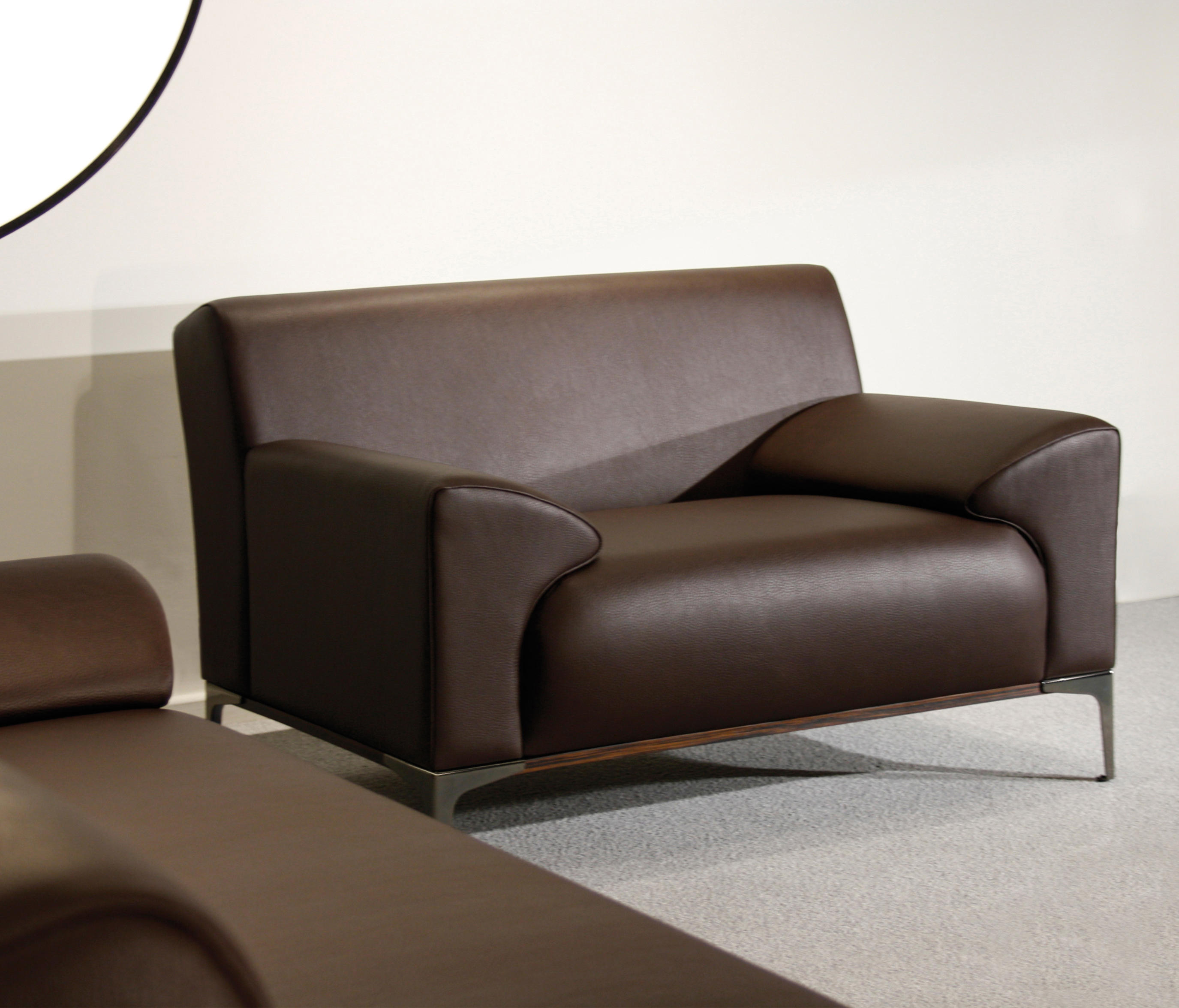 华体会体育官方在线官网 - 坐具|沙发|办公家具|华体会体育官方在线官网家具|托马斯沙发