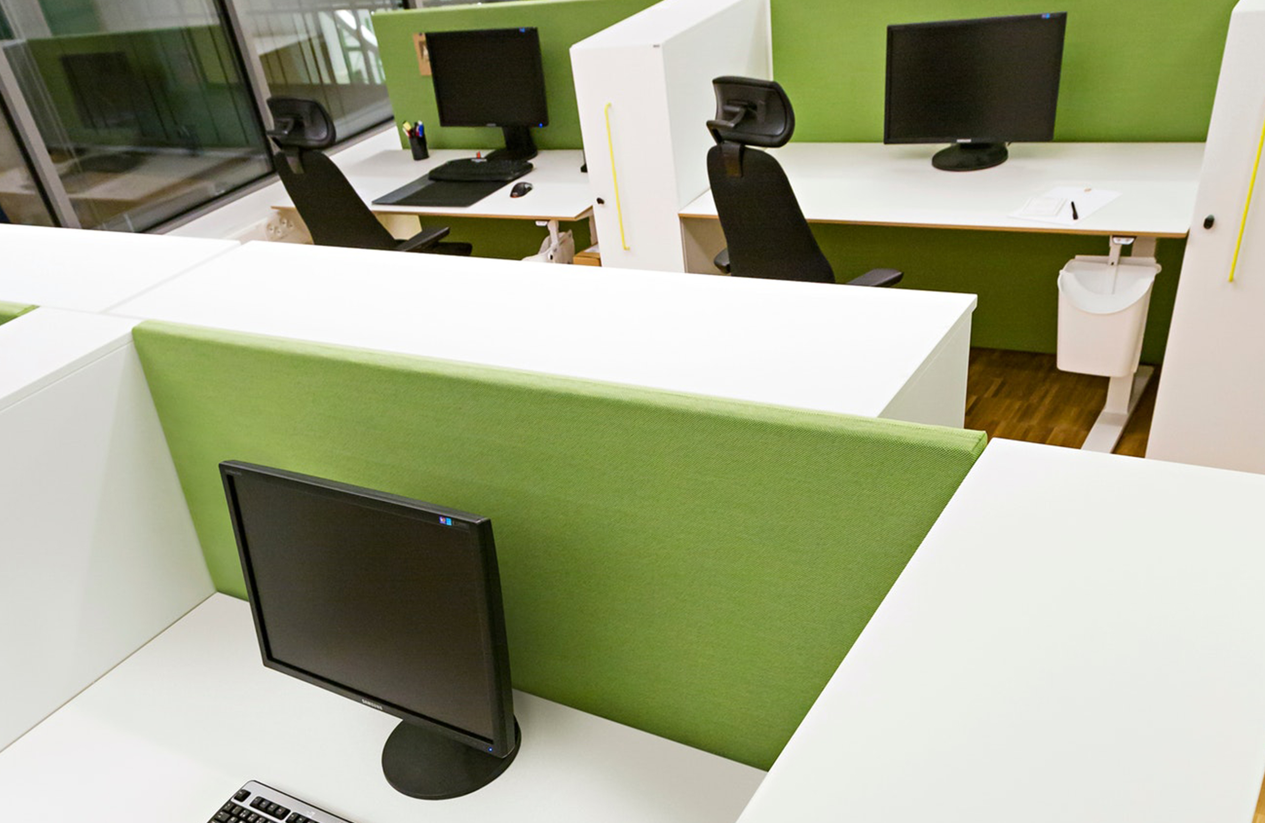 华体会体育官方在线官网 - 附件|屏风|办公家具|华体会体育官方在线官网家具|Soneo地板屏幕