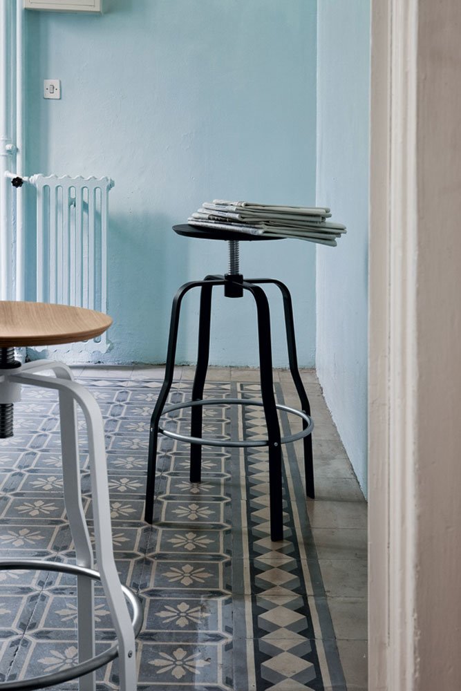 华体会体育官方在线官网 - 坐具|吧椅/凳子|办公家具|华体会体育官方在线官网家具|GIRO 椅子