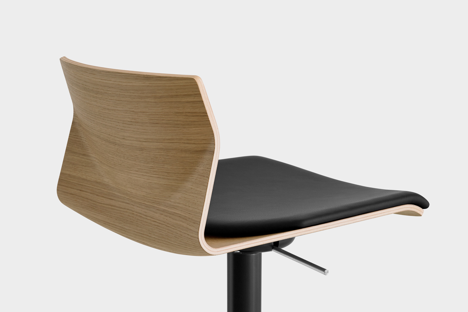 华体会体育官方在线官网 - 坐具|吧椅/凳子|办公家具|华体会体育官方在线官网家具|KAI  凳/吧椅