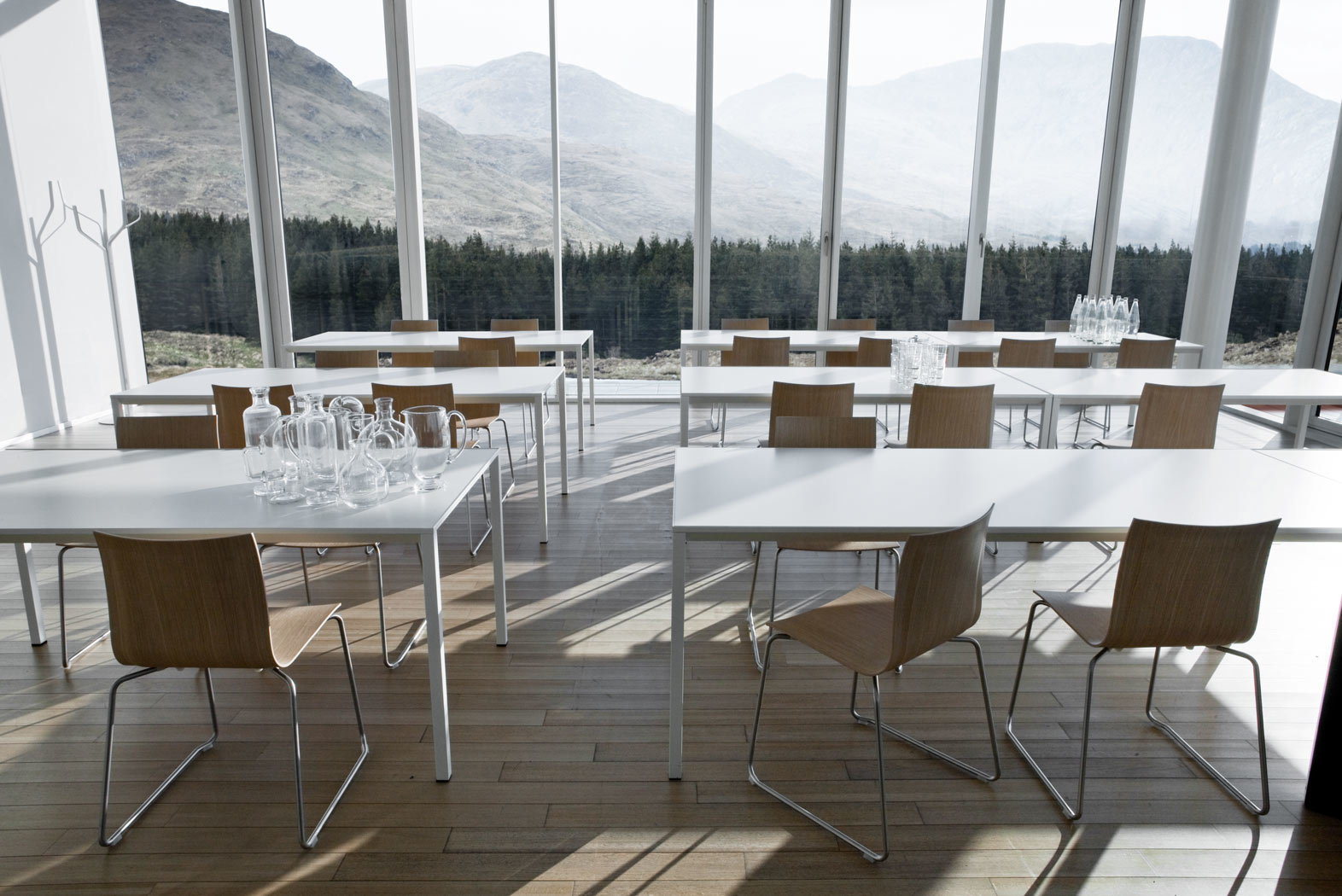 会议台|实木会议台|办公家具|华体会体育官方在线官网家具|APTA  桌子