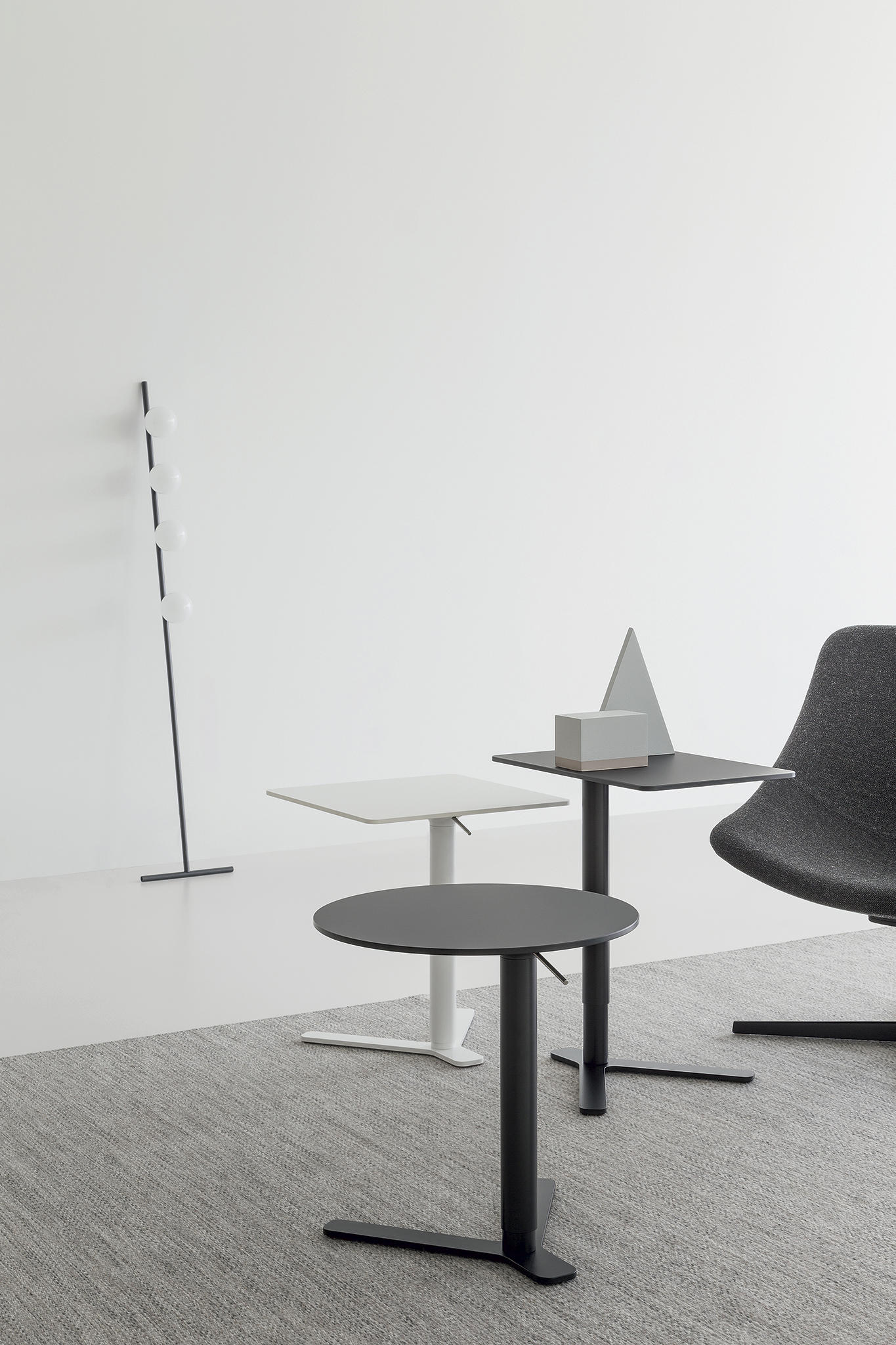 华体会体育官方在线官网 - 桌几|茶几/边几|办公家具|华体会体育官方在线官网家具|YO 茶几/边几