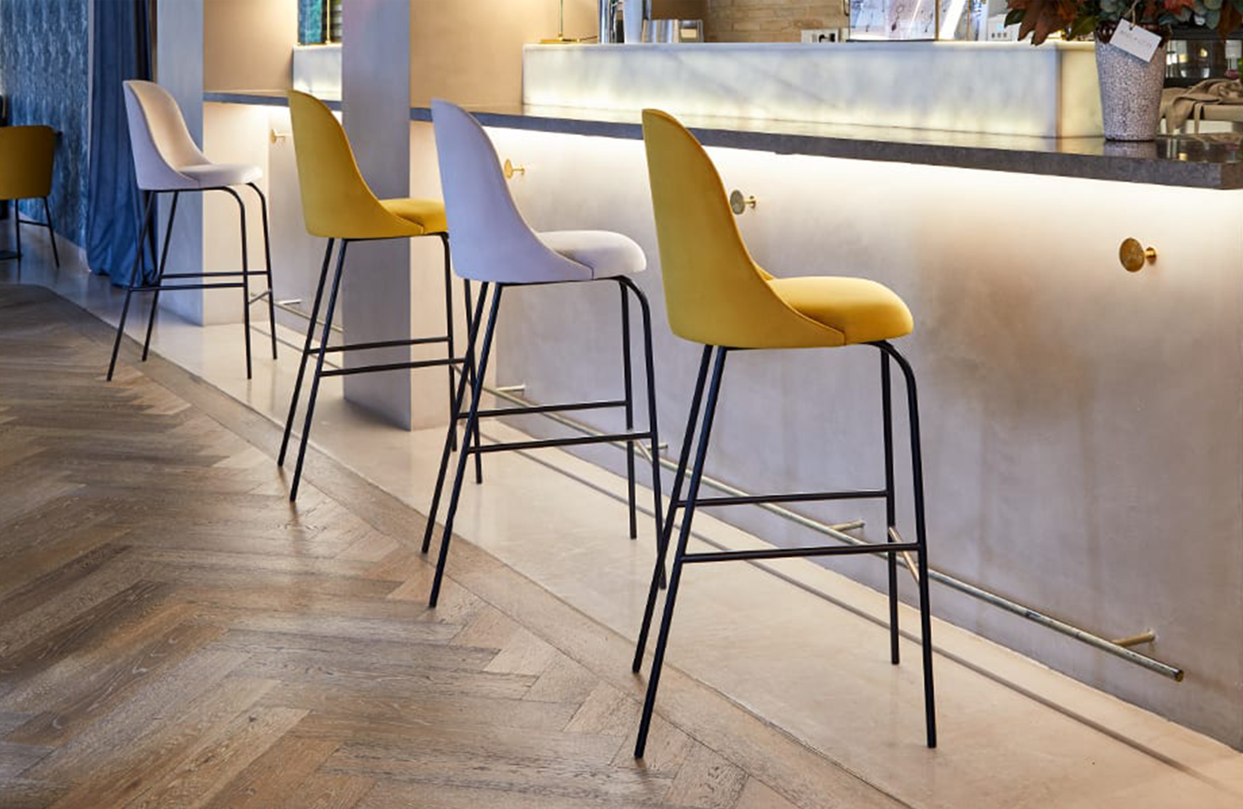 华体会体育官方在线官网 - 坐具|吧椅/凳子|办公家具|华体会体育官方在线官网家具|Aleta Swivel 吧椅