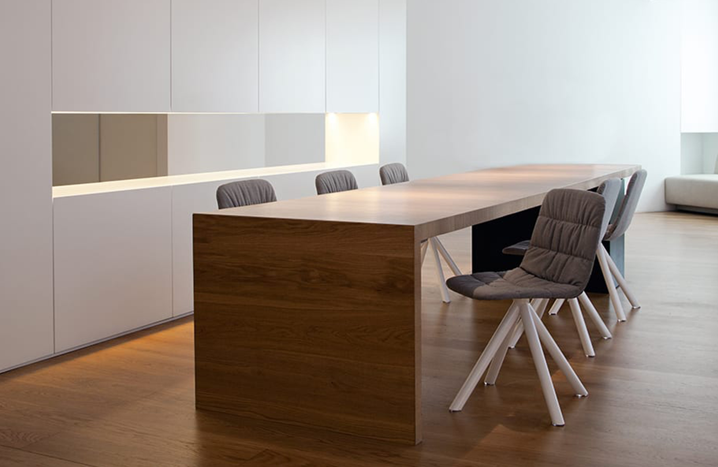 华体会体育官方在线官网 - 坐具|休闲椅|办公家具|华体会体育官方在线官网家具|Maarten休闲椅