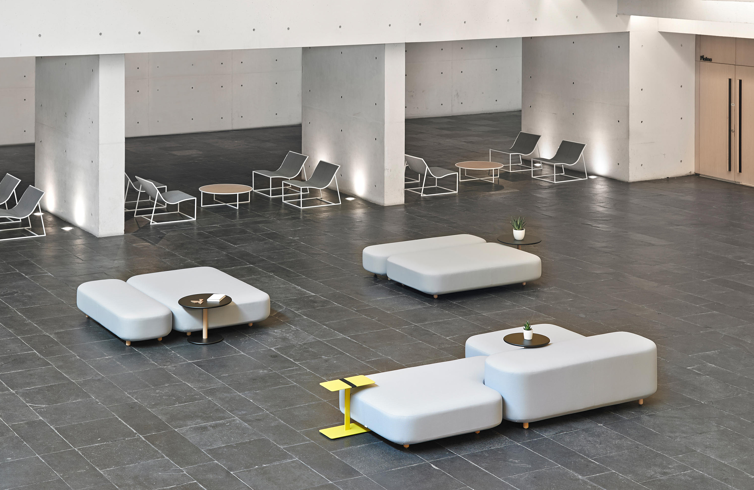 华体会体育官方在线官网 - 桌几|茶几/边几|办公家具|华体会体育官方在线官网家具|Common 茶几/角几