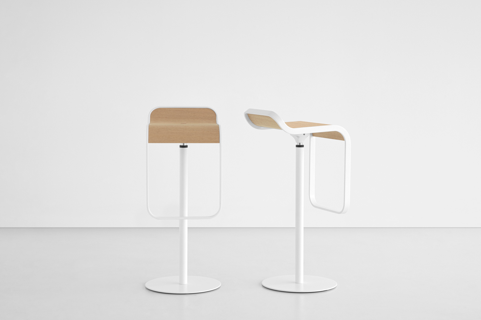 华体会体育官方在线官网 - 坐具|吧椅/凳子|办公家具|华体会体育官方在线官网家具|LEM 凳/吧椅