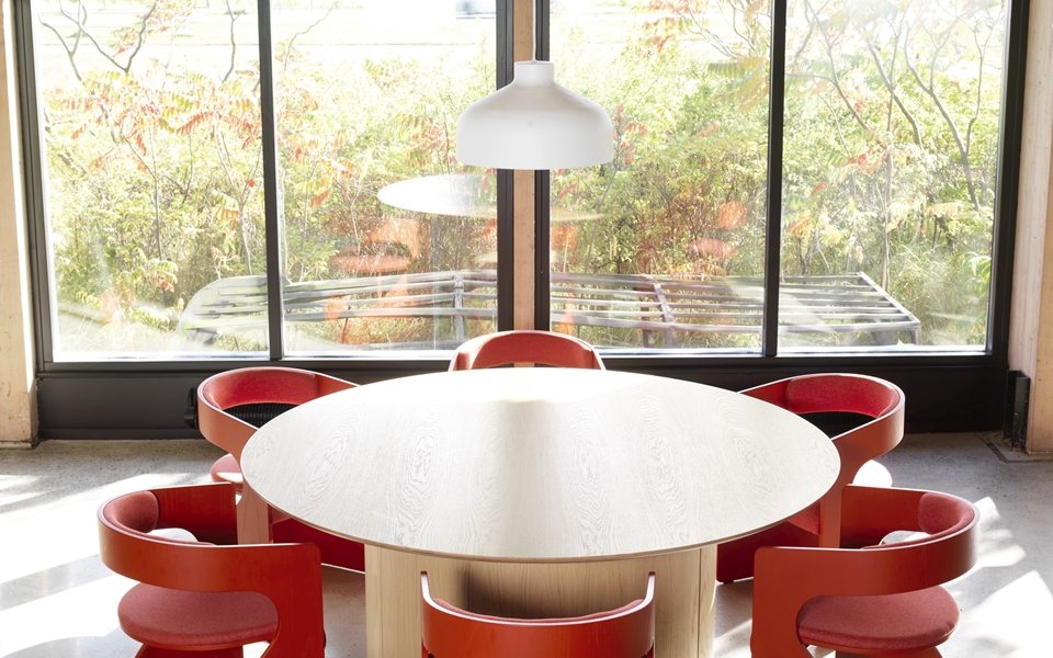 华体会体育官方在线官网 - 坐具|吧椅/凳子|办公家具|华体会体育官方在线官网家具|LUCKY 圆凳/洽谈椅