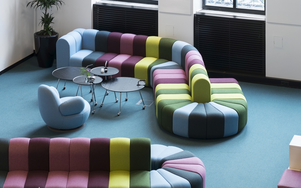 华体会体育官方在线官网 - 坐具|沙发|办公家具|华体会体育官方在线官网家具|OPPO  沙发椅