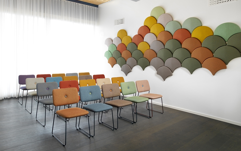 华体会体育官方在线官网 - 坐具|休闲椅|办公家具|华体会体育官方在线官网家具|DUNDRA 洽谈椅